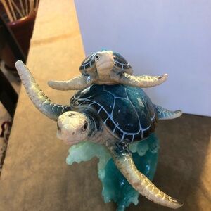 Blue and Tan Sea Turtle Art Decor